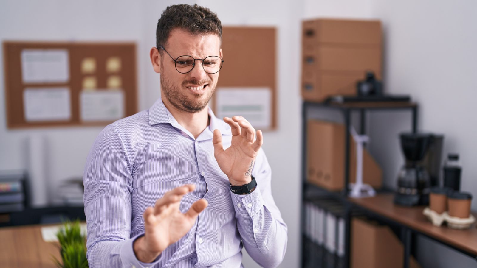 17 defining traits of someone with no class guide to stress less